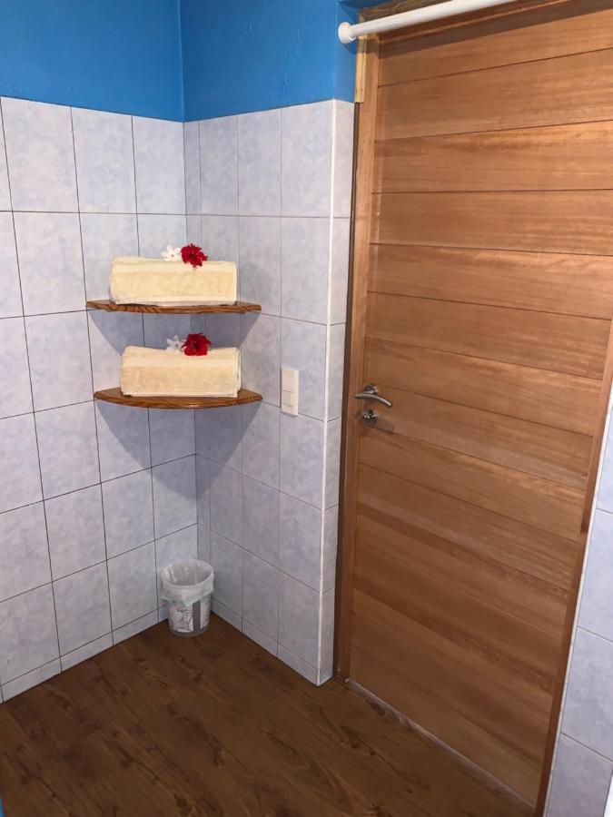 A Tomo Mai Homestay, Close To Airport, Private Bathroom Free Parking And Wifi With High Connection And Breakfast Optional 帕皮提 外观 照片